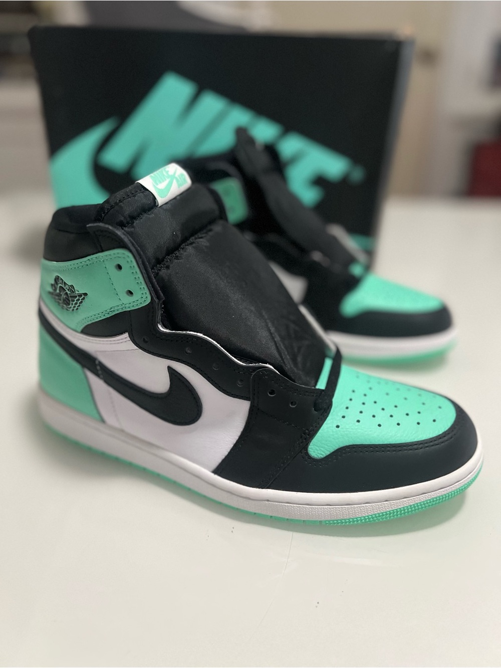 Nike Air Jordan 1 RETRO HIGH OG Green/Black/White SZ 11